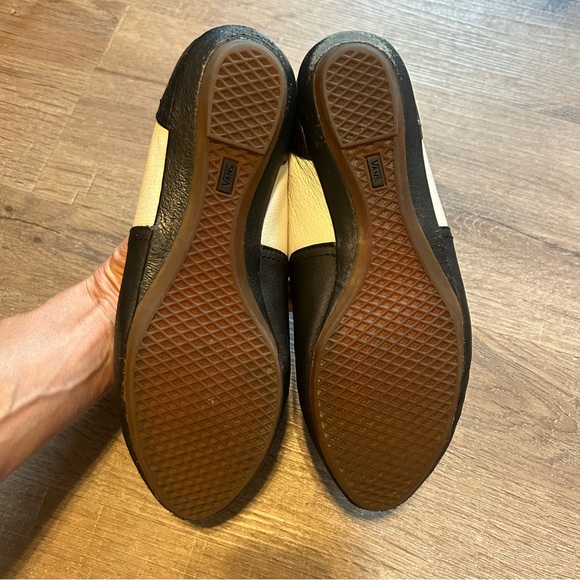 VANS Women's Sophie Leather Oxford Saddle Shoes 7 - Picture 4 of 6